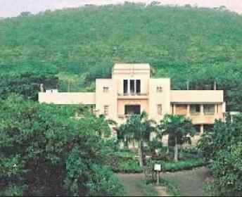 ILS Law College (ILS)