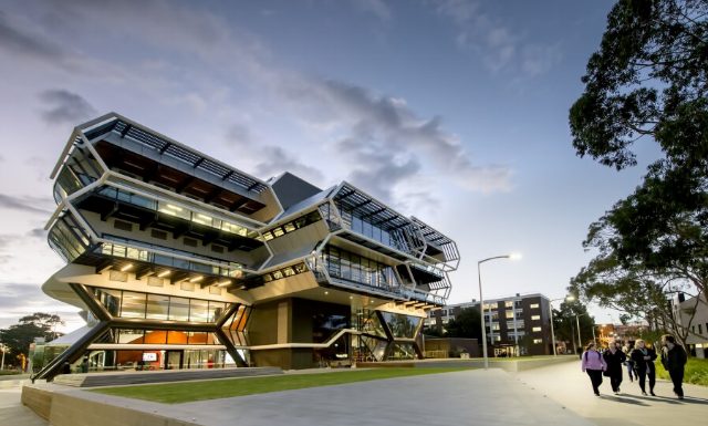 Monash University (Monash Business School)